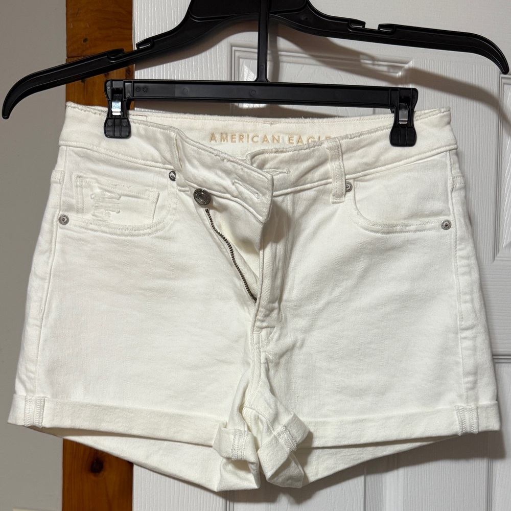 American Eagle Outfitters Women's Cream Jean Shorts